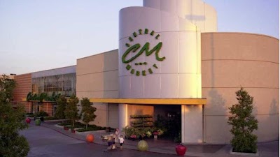 H E B Central Market