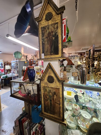 Acquired Antiques & Collectibles