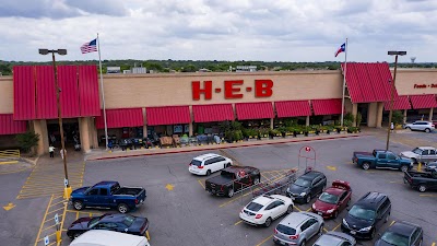 H E B Food Store