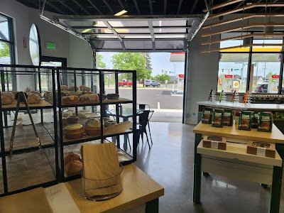 Reed Crossing Market