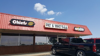 Pat & Mikes Bar & Grill