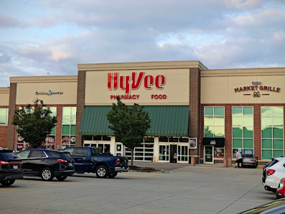 Hy Vee Food Store