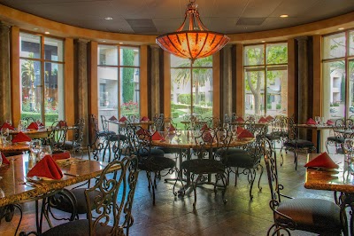 Vitos New York Trattoria