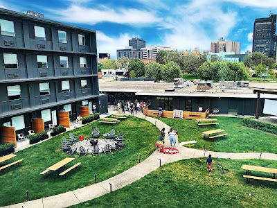 Trumbull & Porter Hotel