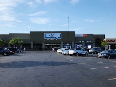 Maceys