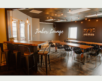 Timber Lounge