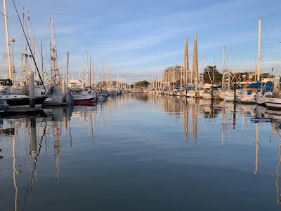 Elkhorn Yacht Club