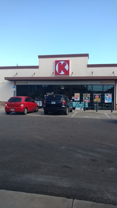 CIRCLE K (1497 BELCHER RD S)