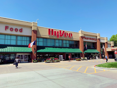 Hy Vee Food Store