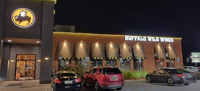 Buffalo Wild Wings Gril #3320