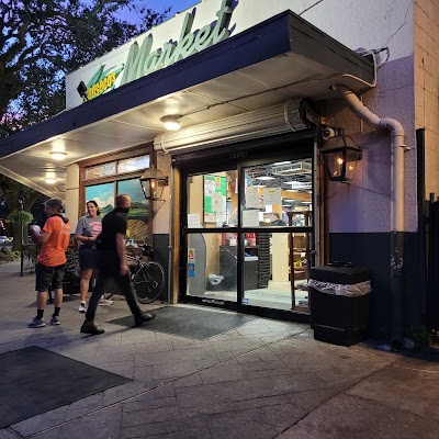 Canseco Esplanade Market