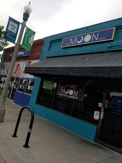 Moon Sushi Bar & Asian Bistro