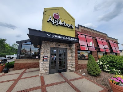 Applebees Neighborhood Grill & Bar