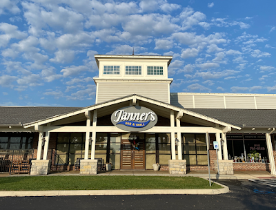 Tanners Bar & Grill
