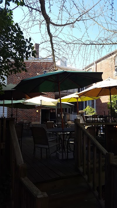 Patrick Henrys Pub Grill