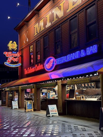 Crab Pot Restaurant & Bar