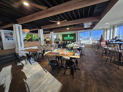 Lanterns Restaurant & Tavern