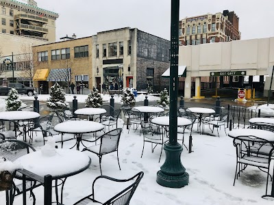 Carmels Restaurant & Ba