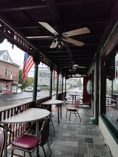 Rileys Restaurant & Pub