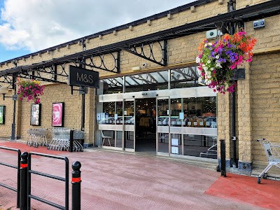 M&s