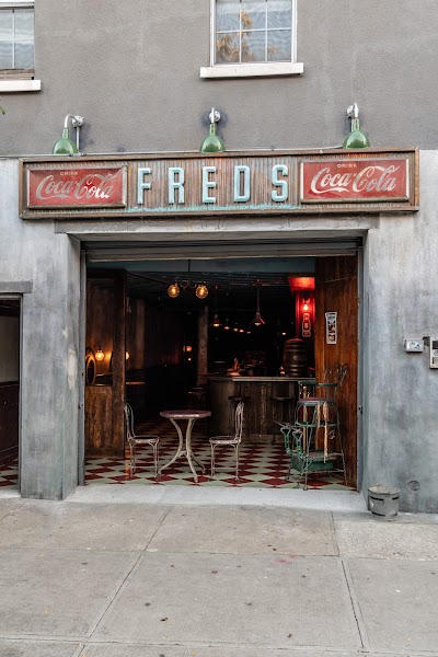 Freds Dog House