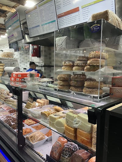 57 GOURMET DELI