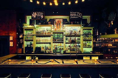 Las Perlas Mezcal Bar