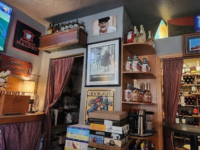 Dundee Cork & Bottle