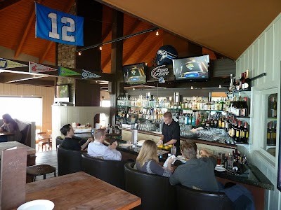 Beachhouse Bar & Grill