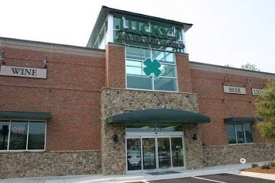 Luckys Beverage World