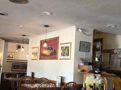 Jakes Restaurant And Tavern
