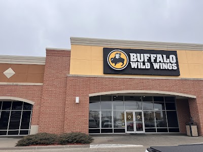Buffalo Wild Wings Grill & Bar