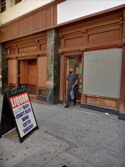 Esquire Liquor & Deli