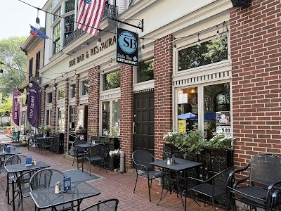 Side Bar & Restaurant