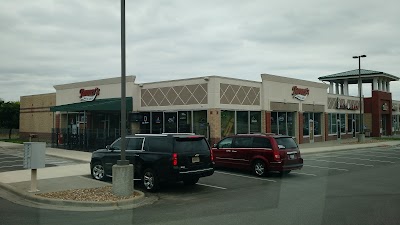 Tanners Bar & Grill