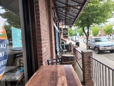 RIVER STREET TAVERN