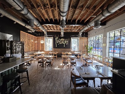 Vault Kitchen And Market (sav)
