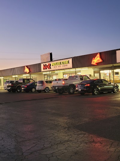 M & R Package Store