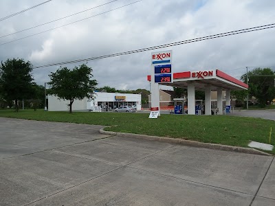 S & S Food Mart