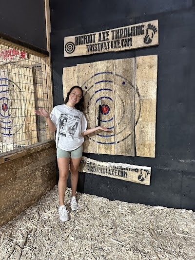 Hochatown Bigfoot Axe Throwing- Broken Bow
