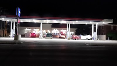 Clarks Gas Station & Eate