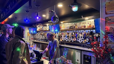 Tam Commons Taproom