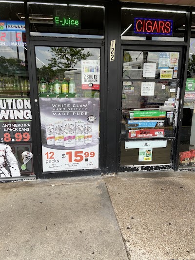 Batavia Smoke & Liquor