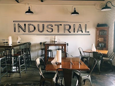 INDUSTRIAL PIZZA & BREW