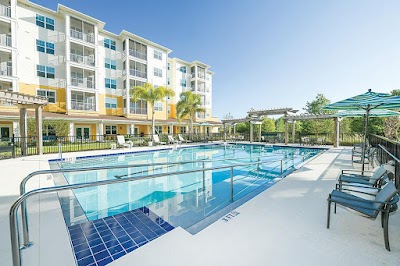 (b) Discovery Village Tri
