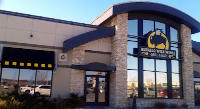 Buffalo Wild Wings Gril #147