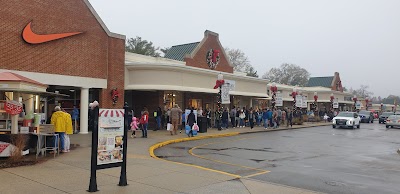 Williamsburg Premium Outlets