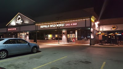 Buffalo Wild Wings Gril #3229