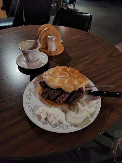 Cafe Phoenix Rest