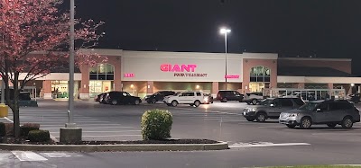 Giant Food Store